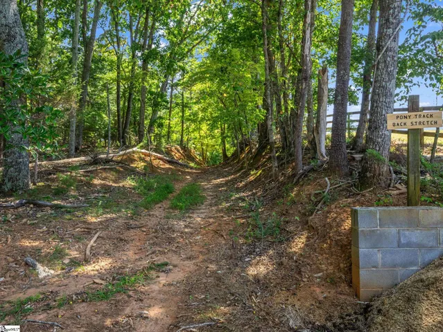 $1,600,000 | 1050 Hunting Country Road, Tryon, NC 28782