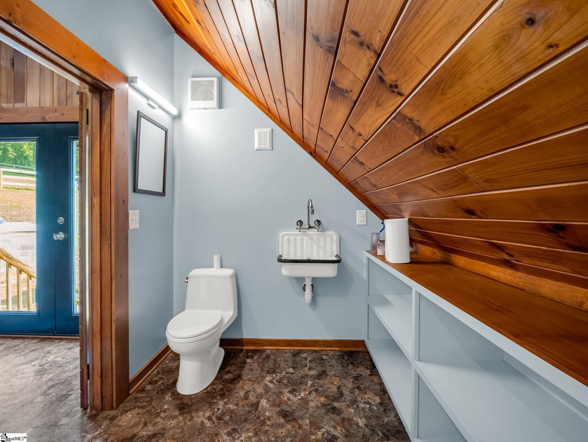 1050 Hunting Country Road Tryon, NC 28782 - Photo 4 of 40