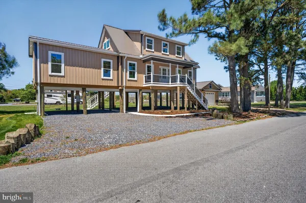 $700,000 | 39 North Bay Drive, Dover, DE 19901