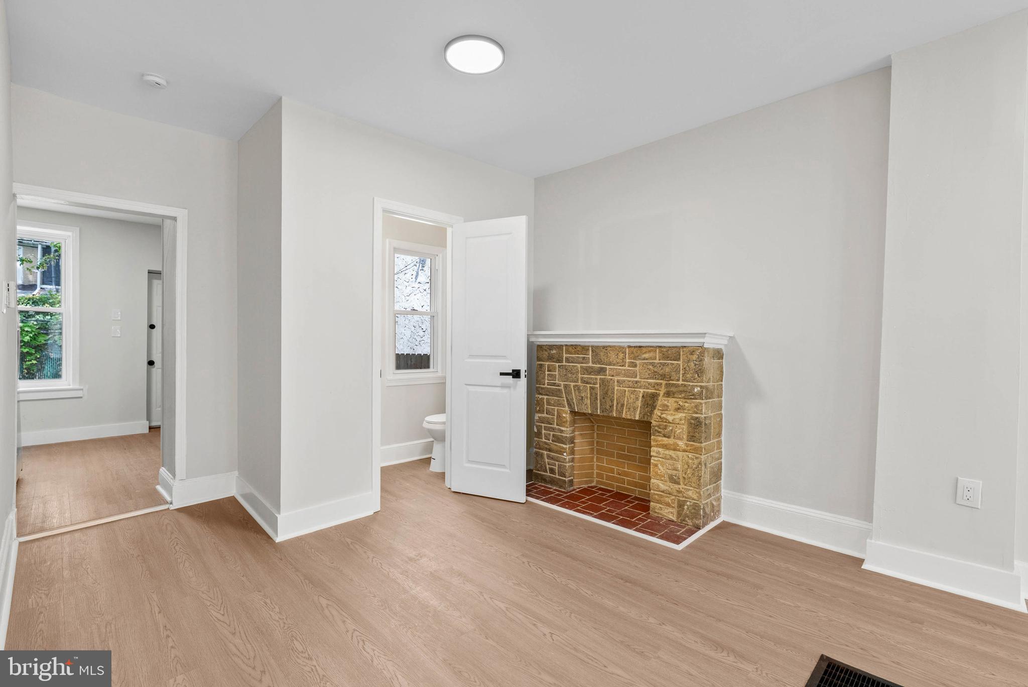 35 East Collom Street Philadelphia, PA 19144 - Photo 6 of 23
