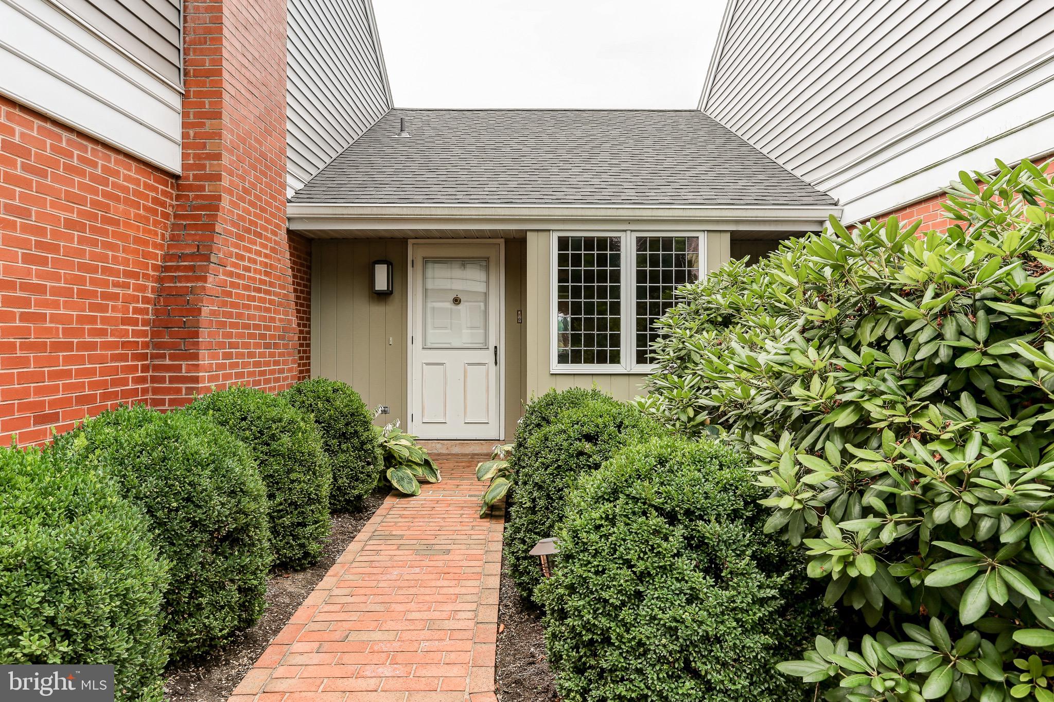 3 Spring Creek Manor Hershey, PA 17033 - Photo 5 of 54