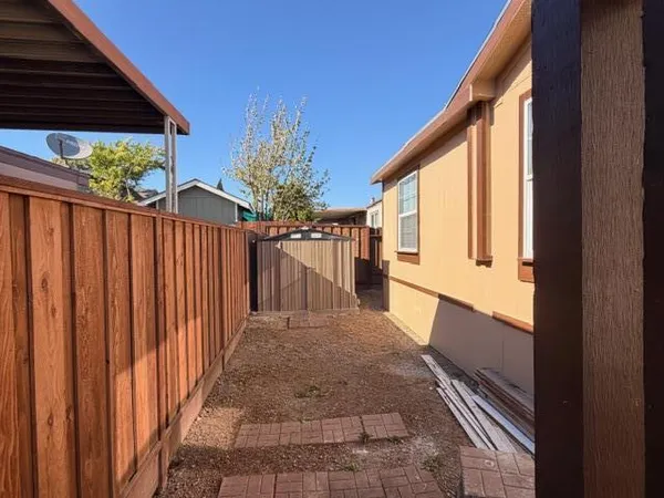$3,700 | 117 Peartree Lane, Hollister, CA 95023