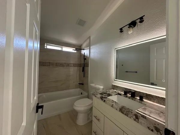 $3,700 | 117 Peartree Lane, Hollister, CA 95023