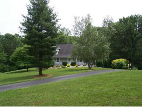 3036 East Ramp Creek Road Bloomington, IN 47401 - Photo 3 of 22