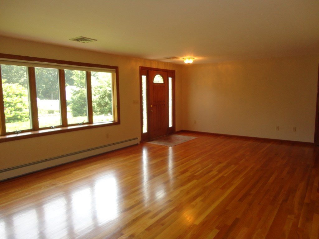 17-21 Shannon Road Salem, NH 03079 - Photo 5 of 40