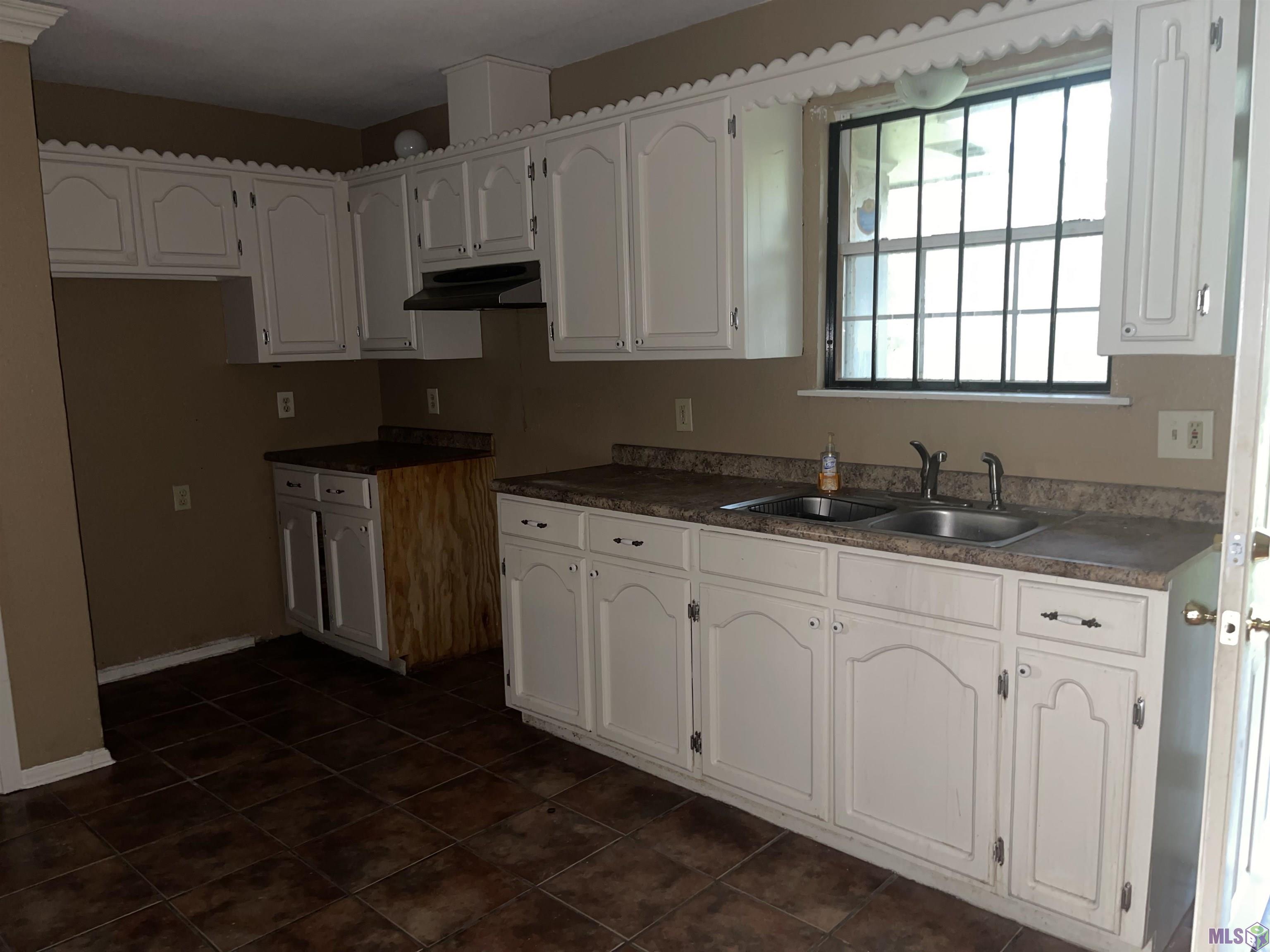 11660 Candace Street Baton Rouge, LA 70807 - Photo 4 of 9 Gallery Image 4