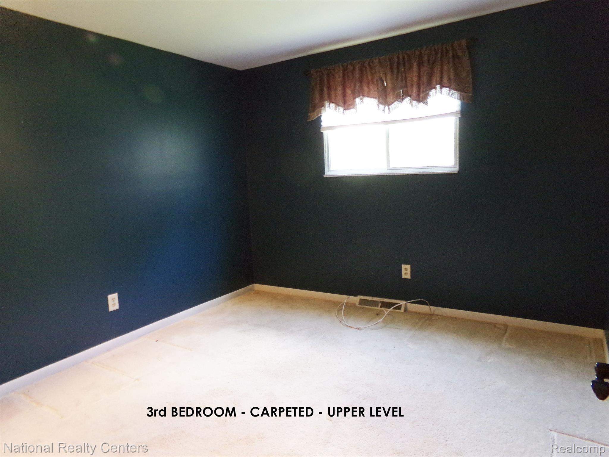 5600 Eagle Road White Lake, MI 48383 - Photo 36 of 51 Gallery Image 36