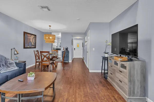 $205,000 | 5632 Hamilton Street, Unit 71, Sacramento, CA 95842
