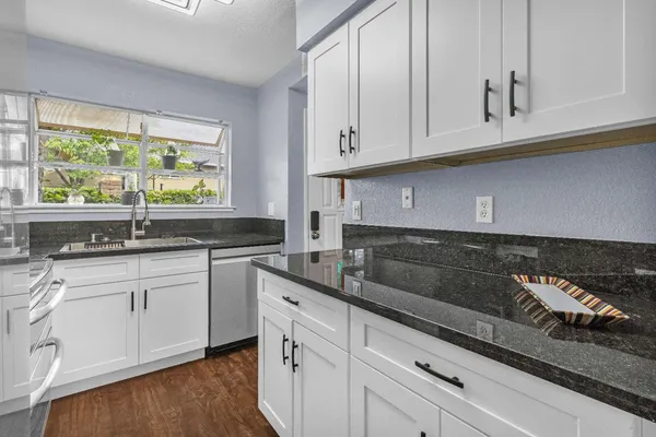 $205,000 | 5632 Hamilton Street, Unit 71, Sacramento, CA 95842