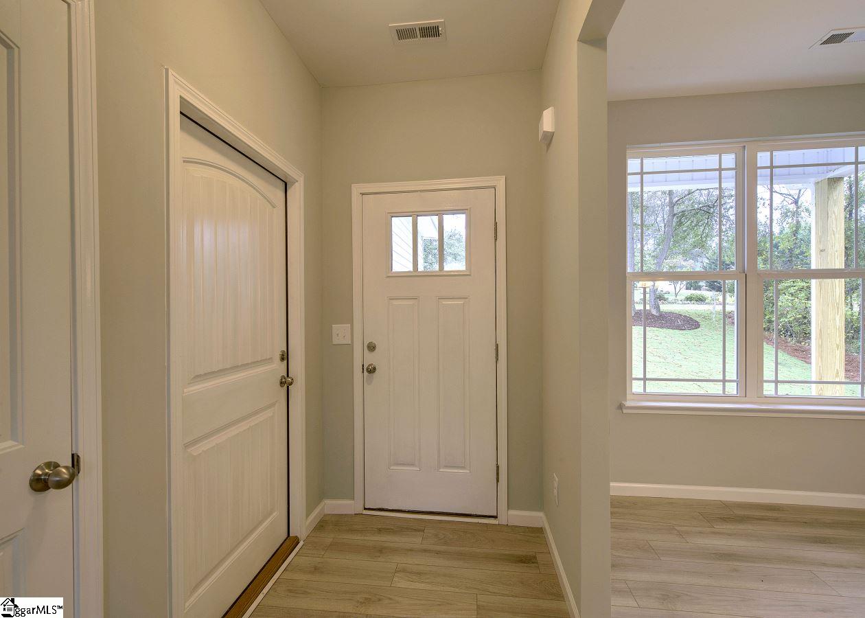 19 Lyman Lake Road Lyman, SC 29365 - Photo 5 of 36