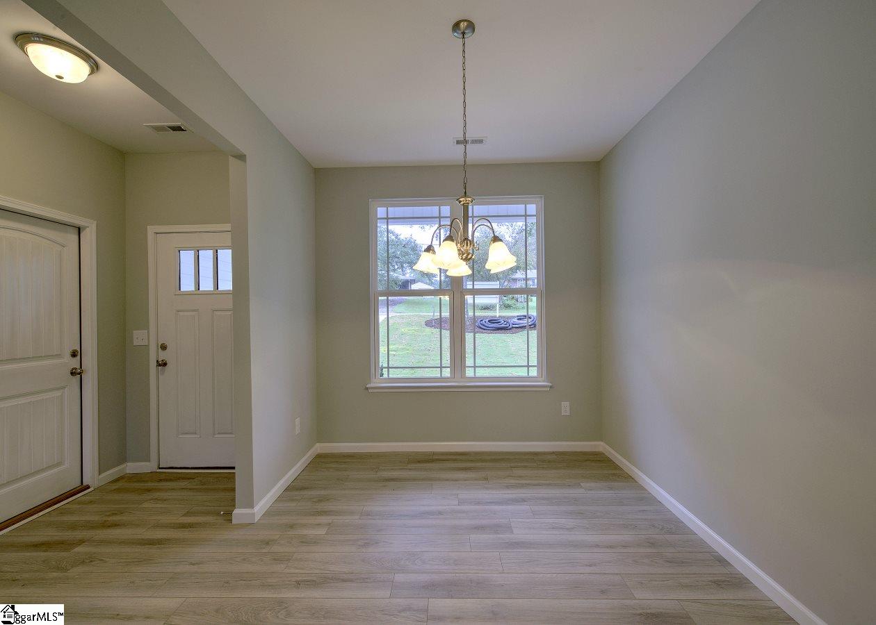 19 Lyman Lake Road Lyman, SC 29365 - Photo 8 of 36