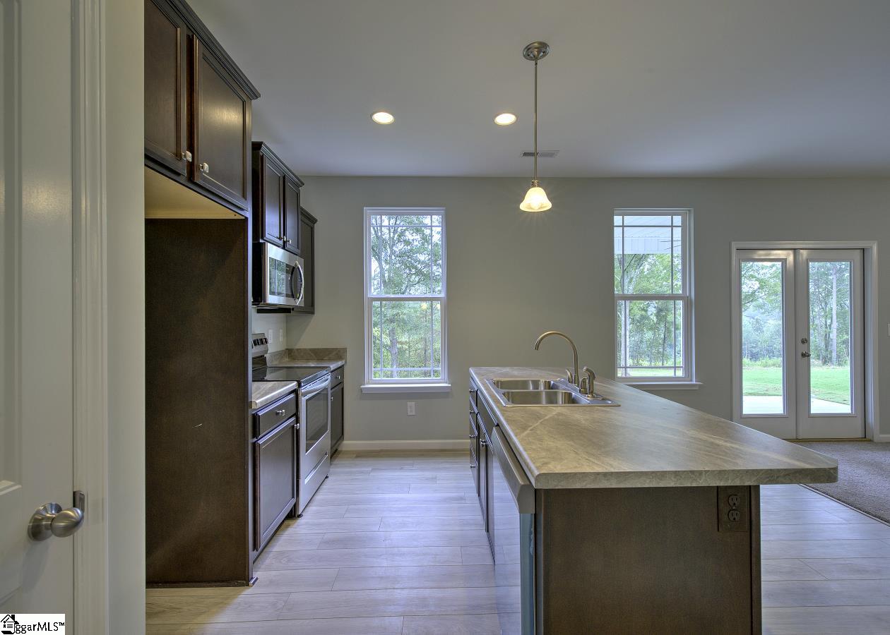 19 Lyman Lake Road Lyman, SC 29365 - Photo 10 of 36