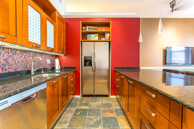 807 Church Street, Unit 410 Evanston, IL 60201 - Photo 5 of 12