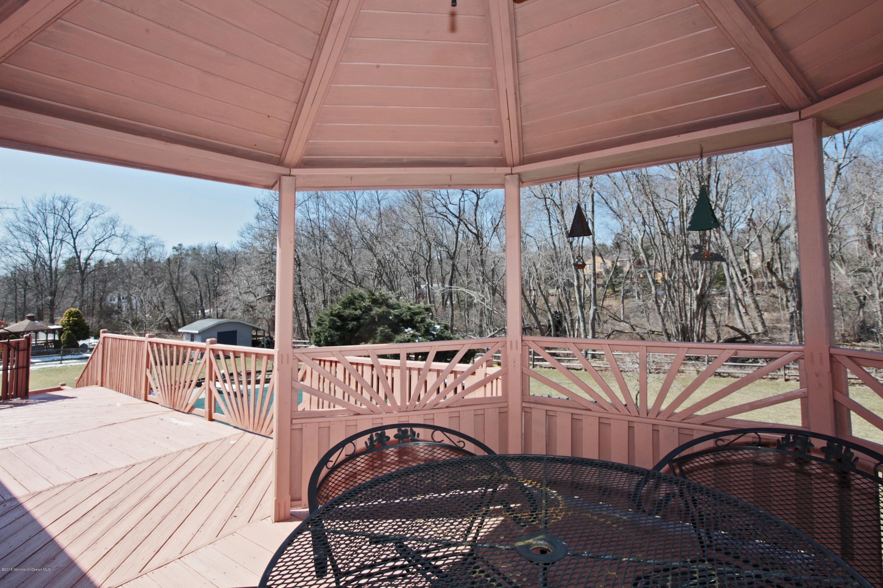 75 Sunnyside Road Howell, NJ 07731 - Photo 19 of 22 029_Gazebo.jpg