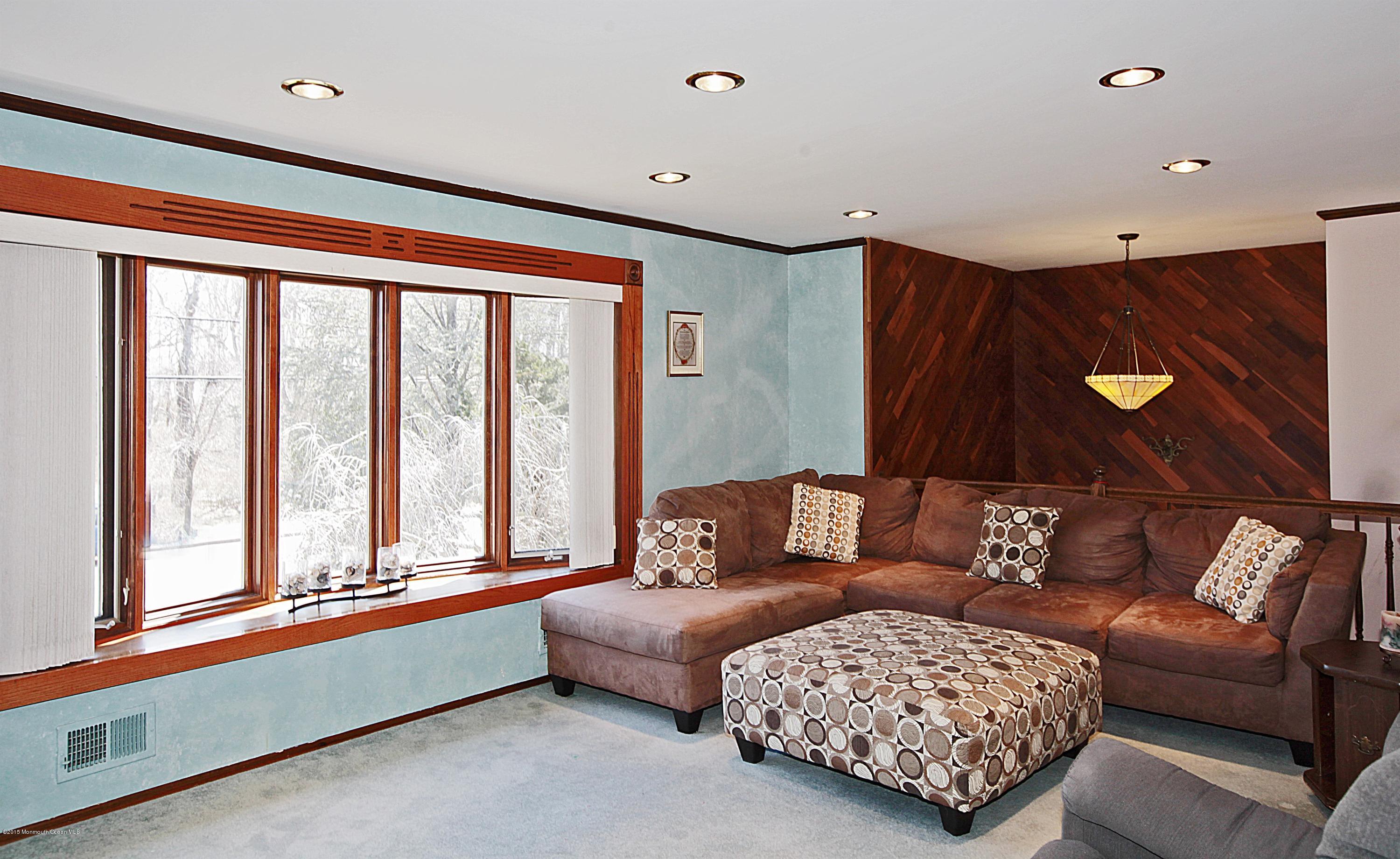75 Sunnyside Road Howell, NJ 07731 - Photo 9 of 22 006_Living.jpg