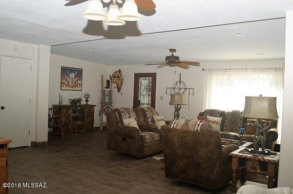 22191 South Branch Road Tucson, AZ 85739 - Photo 8 of 38