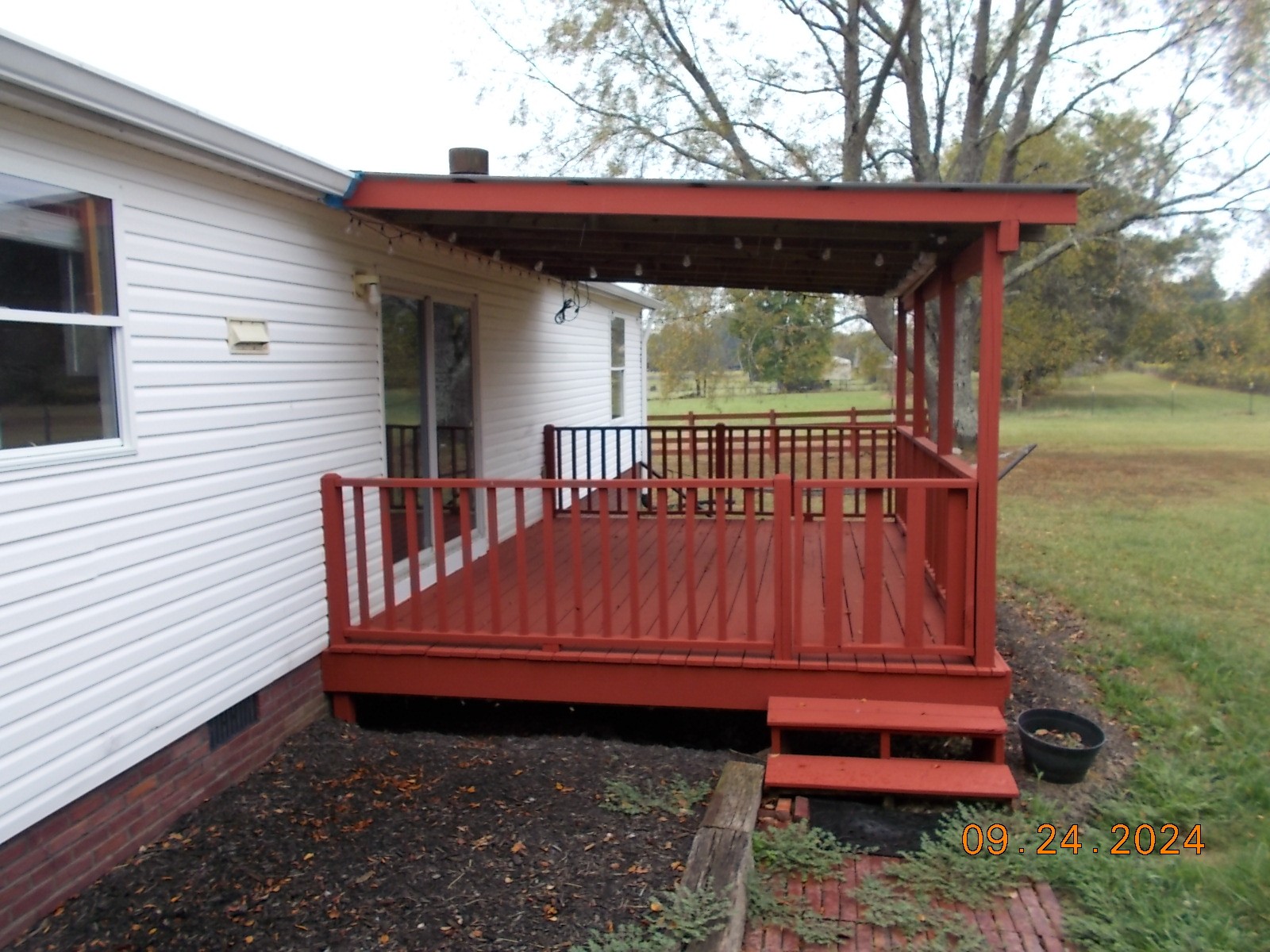 3354 Linwood Road Watertown, TN 37184 - Photo 8 of 54 a view of a two chairs in the deck