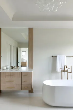 $2,550,000 | 16382 46th Place North, Plymouth, MN 55446