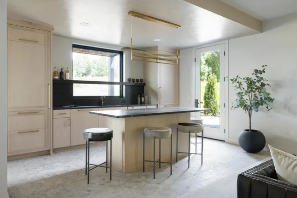 $2,550,000 | 16382 46th Place North, Plymouth, MN 55446