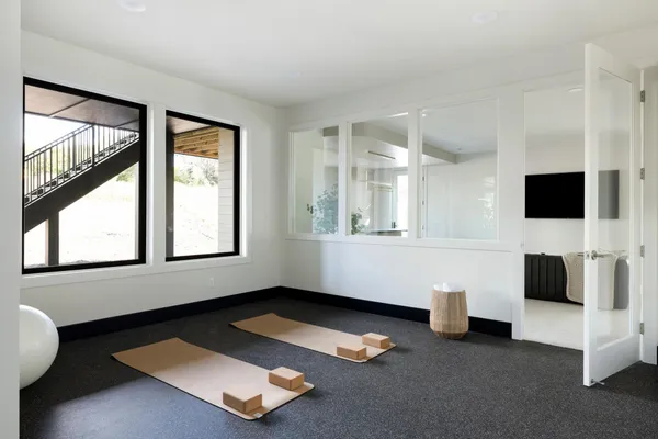 $2,550,000 | 16382 46th Place North, Plymouth, MN 55446