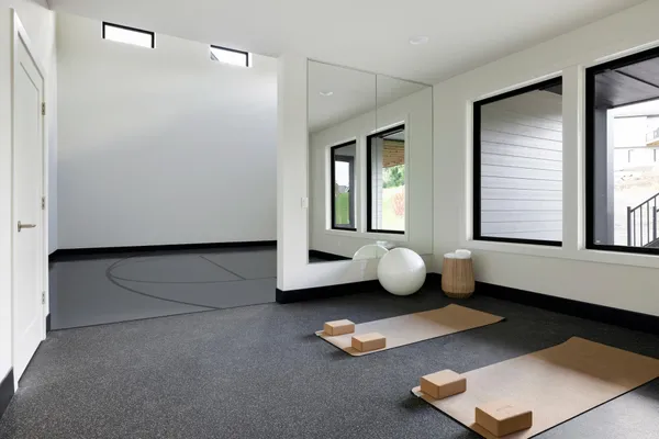 $2,550,000 | 16382 46th Place North, Plymouth, MN 55446