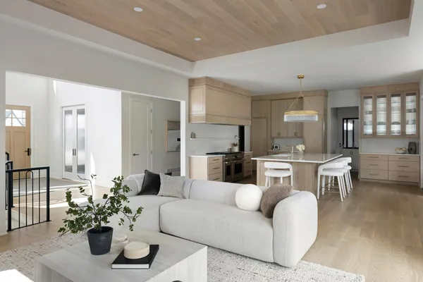 $2,550,000 | 16382 46th Place North, Plymouth, MN 55446