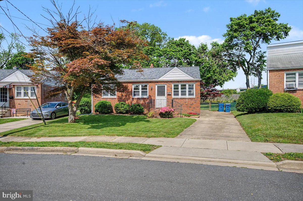 211 Dumont Road Wilmington, DE 19804 - Photo 2 of 22