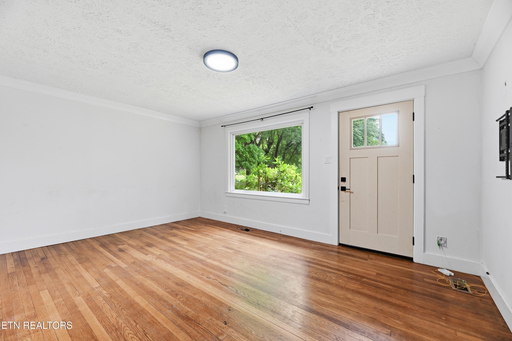 3530 Cunningham Road Knoxville, TN 37918 - Photo 3 of 22 Gallery Image 3