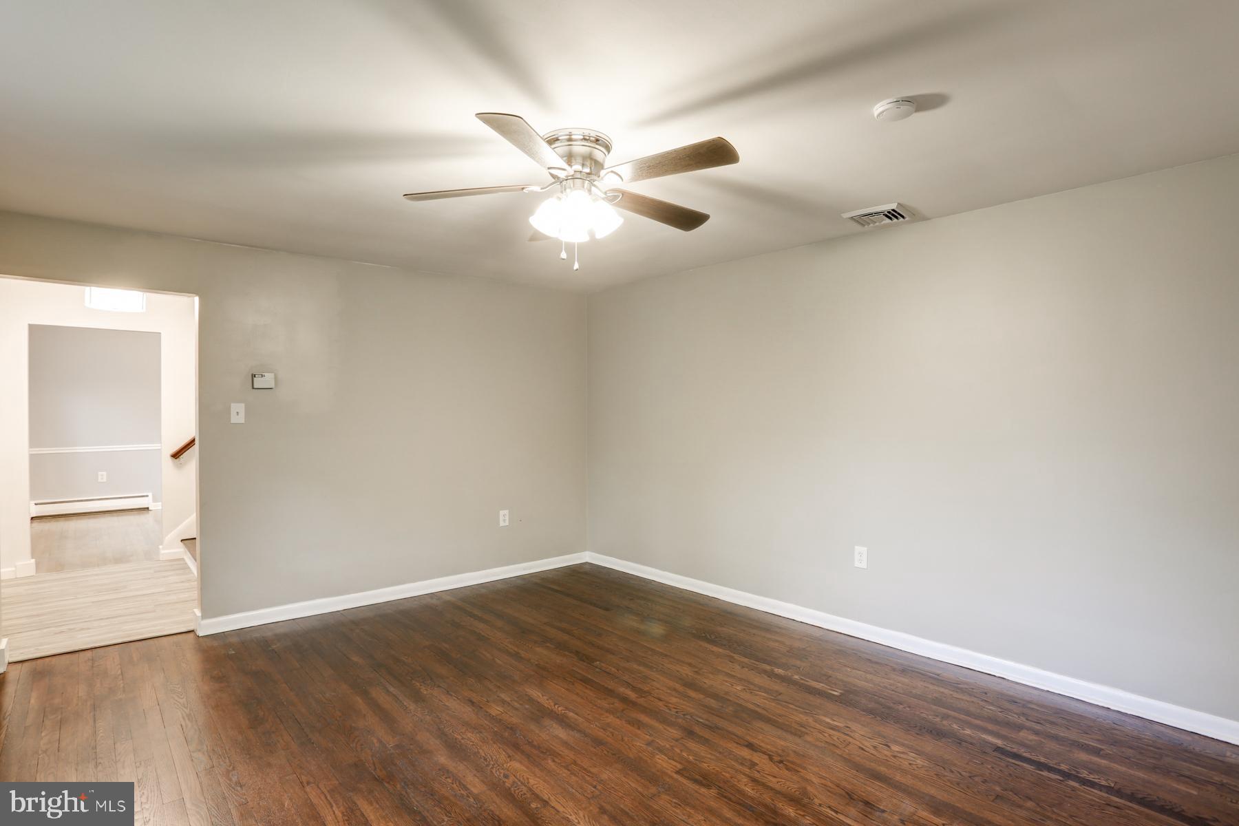 43 Gale Road Camp Hill, PA 17011 - Photo 5 of 45 Gallery Image 5
