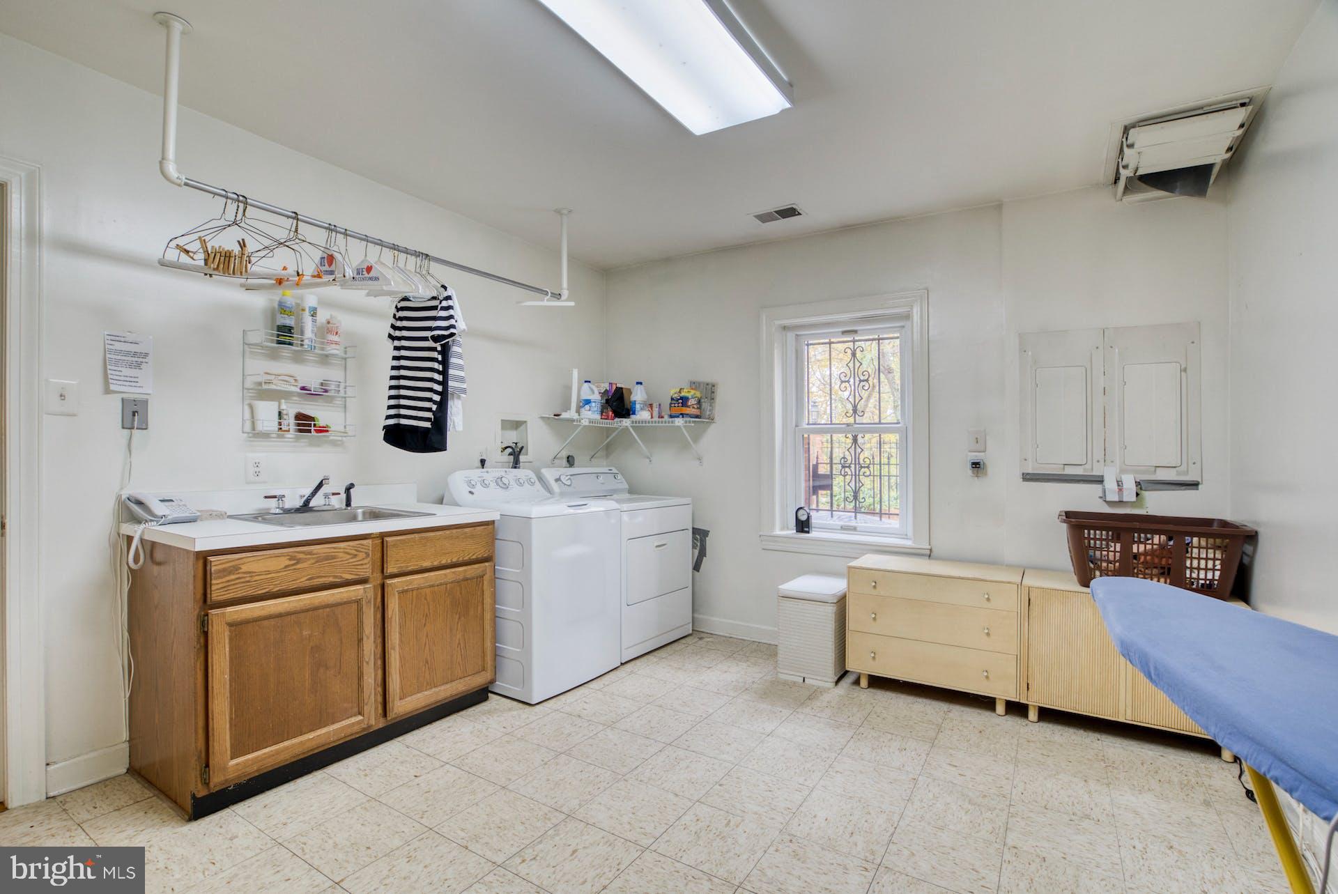 1324 Skipwith Road McLean, VA 22101 - Photo 45 of 54