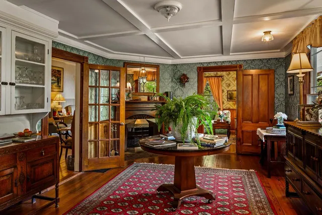 $1,450,000 | 33 Sea View Drive, Lincolnville, ME 04849