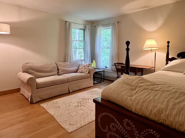 $1,450,000 | 33 Sea View Drive, Lincolnville, ME 04849