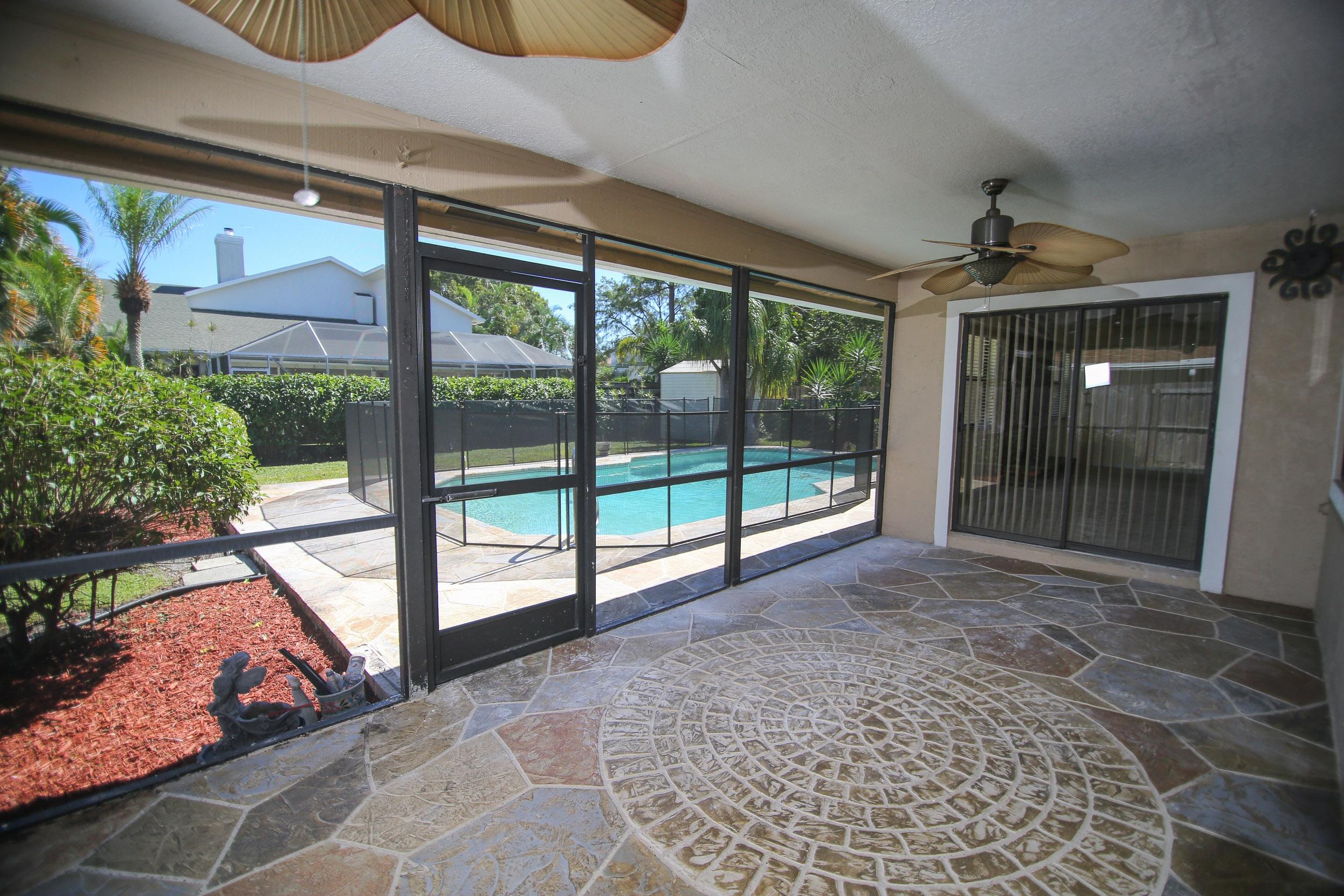 1646 Rye Terrace Wellington, FL 33414 - Photo 3 of 24 0W5A2721