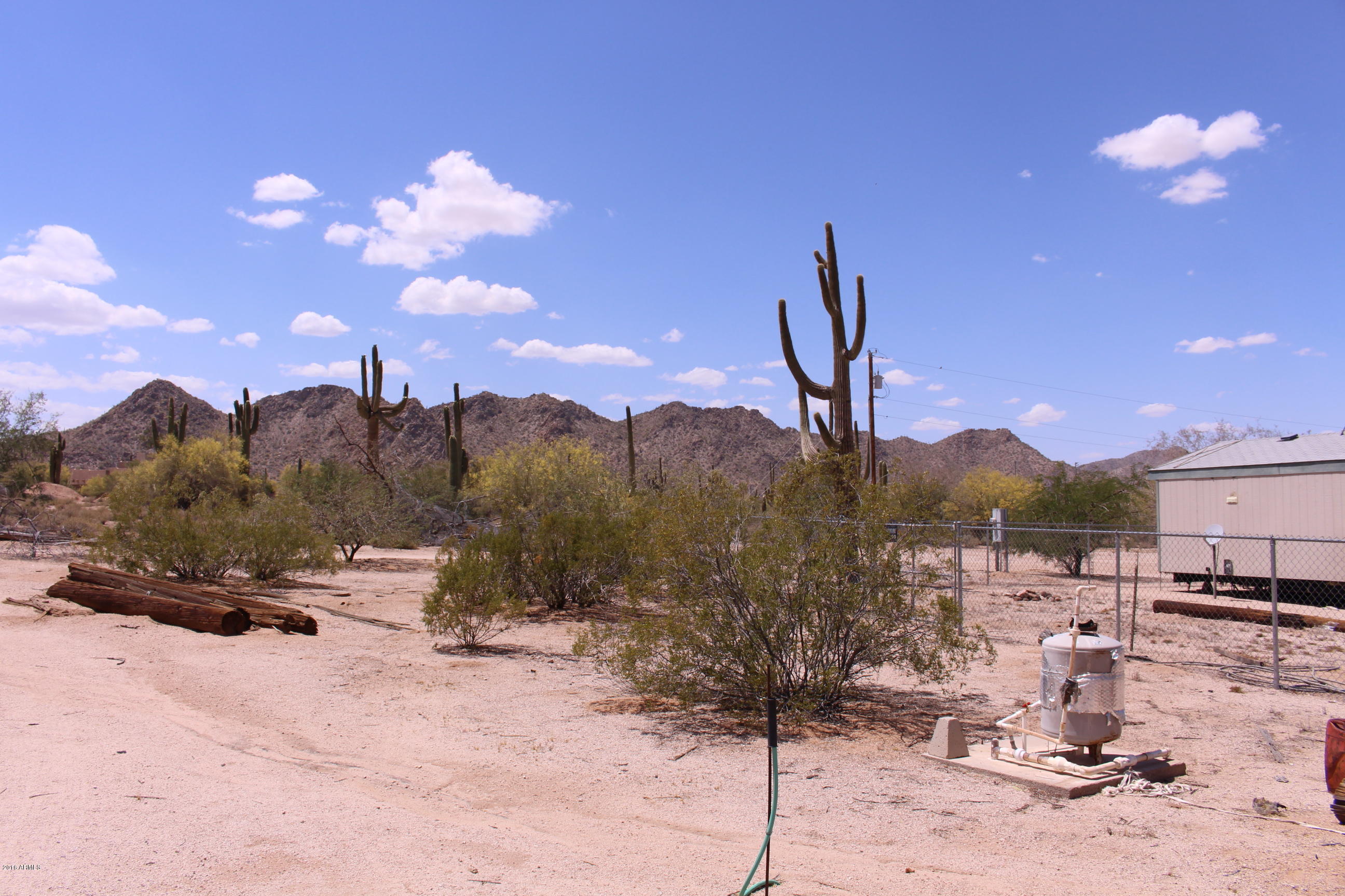 53362 West Robin Road Maricopa, AZ 85139 - Photo 6 of 24 IMG_8154