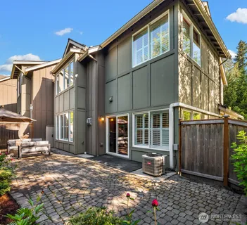 $1,098,000 | 900 228th Avenue Northeast, Unit 15C, Sammamish, WA 98074