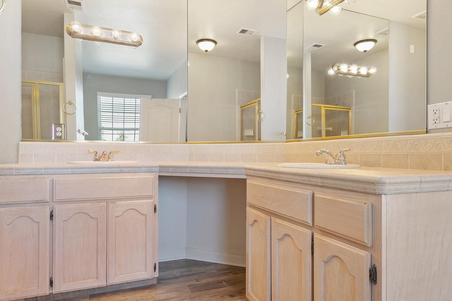16639 Karen Road Madera, CA 93636 - Photo 13 of 20 Gallery Image 13
