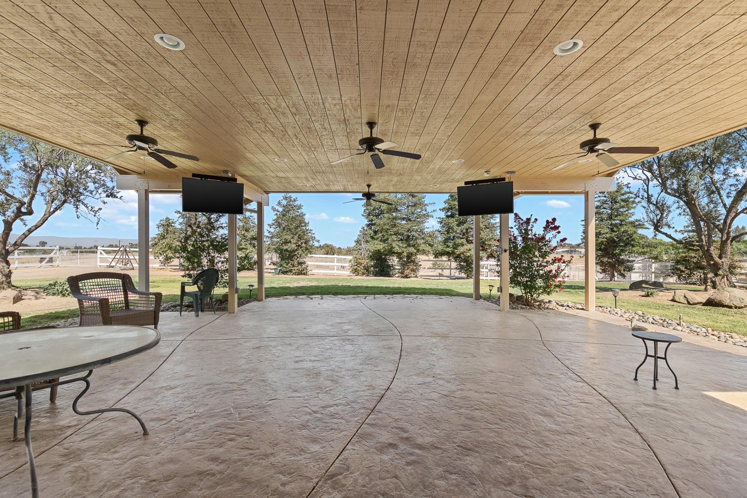 16639 Karen Road Madera, CA 93636 - Photo 18 of 20 Gallery Image 18