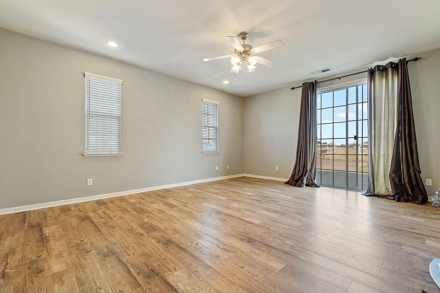 16639 Karen Road Madera, CA 93636 - Photo 9 of 20 Gallery Image 9