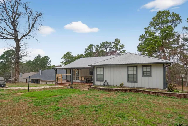 $269,000 | 20847 Lakeview Drive, Flint, TX 75762