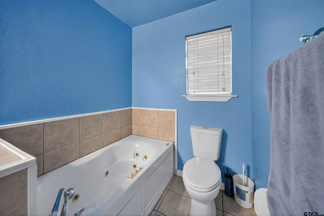 $269,000 | 20847 Lakeview Drive, Flint, TX 75762