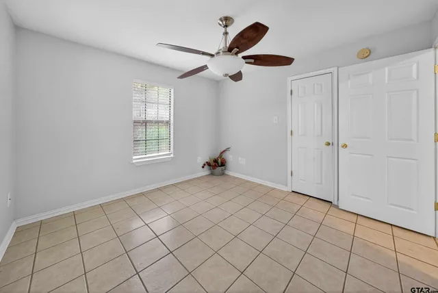 $269,000 | 20847 Lakeview Drive, Flint, TX 75762