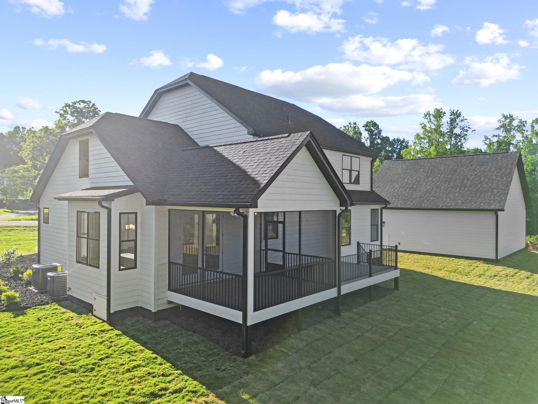668 Flynn Road Greer, SC 29651 - Photo 10 of 49