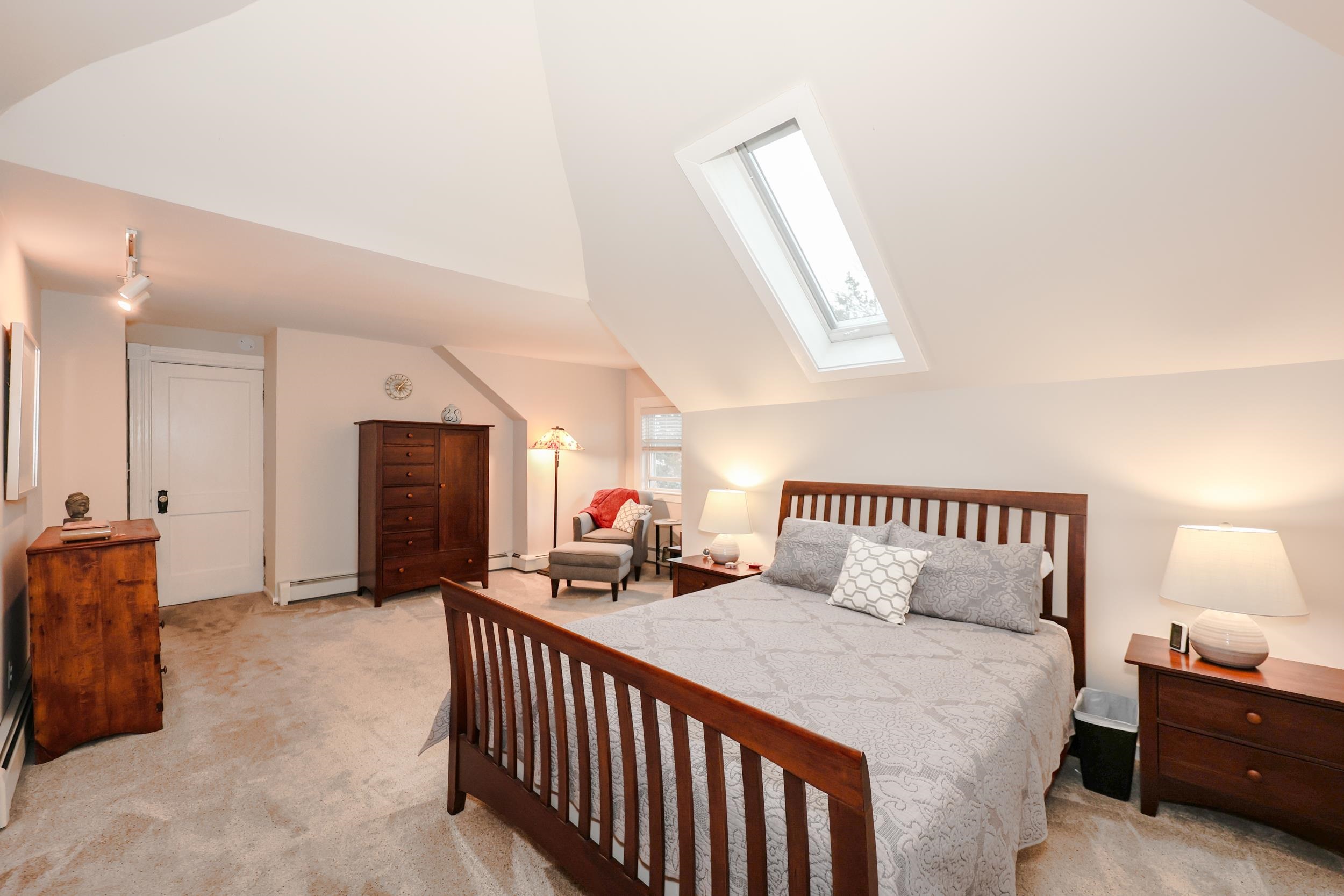 749 Maple Street Manchester, NH 03104 - Photo 12 of 46