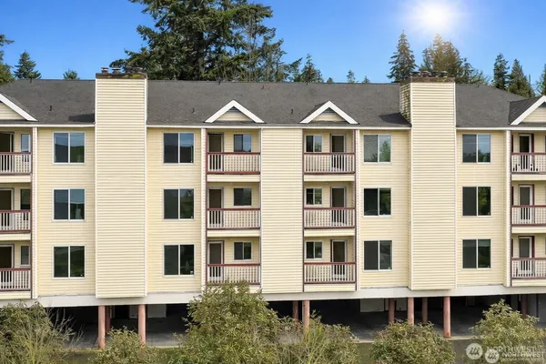 $314,999 | 29645 18th Avenue South, Unit A301, Federal Way, WA 98003