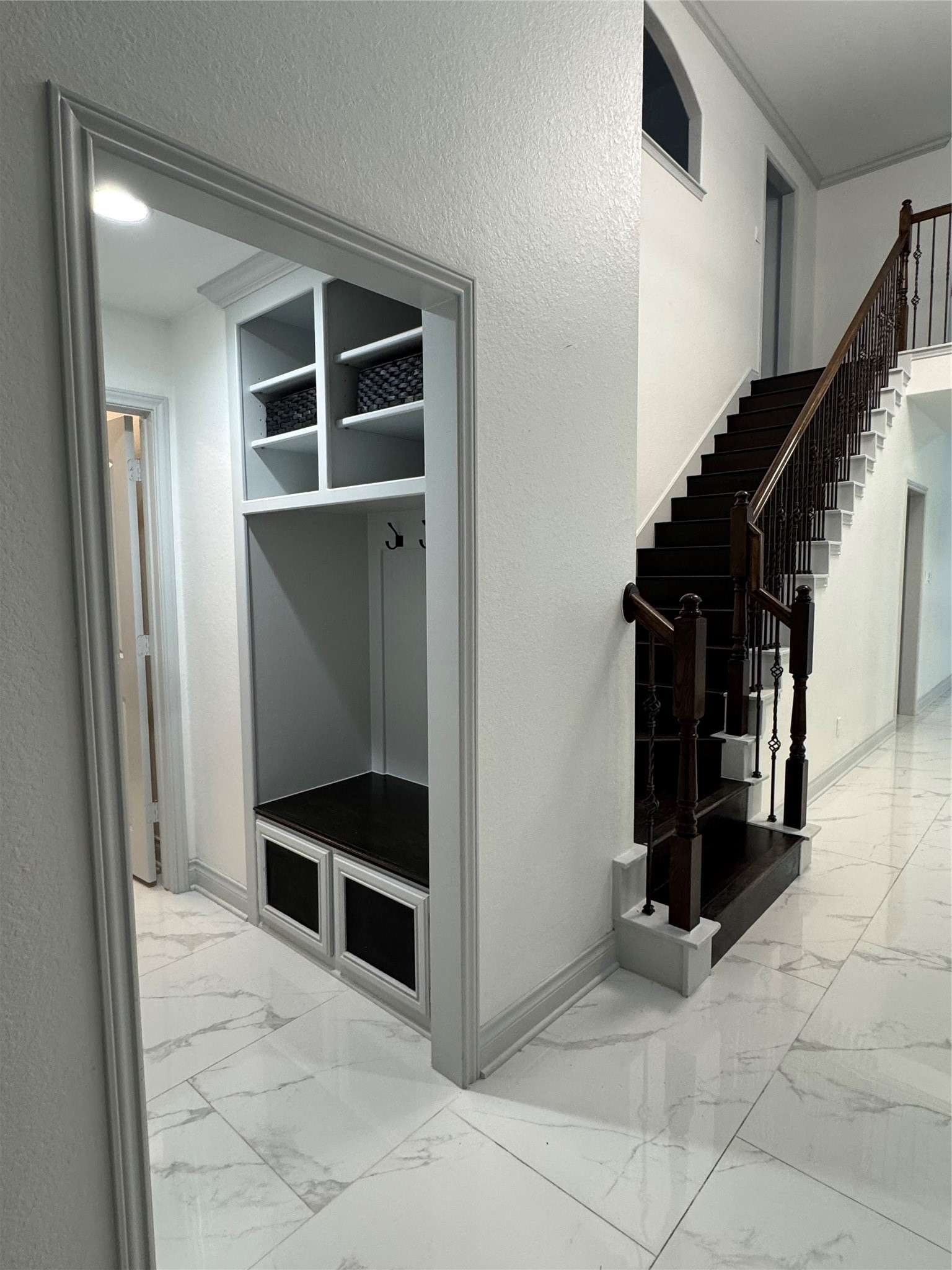 5003 Raudabaugh Drive Katy, TX 77494 - Photo 9 of 36 a view of entryway and hall