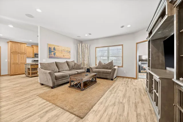 $475,000 | 804 Mitchell Court, Glencoe, MN 55336