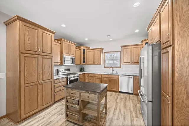 $475,000 | 804 Mitchell Court, Glencoe, MN 55336