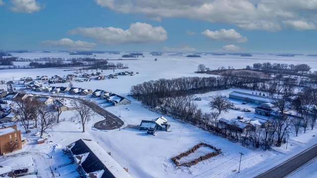 $475,000 | 804 Mitchell Court, Glencoe, MN 55336