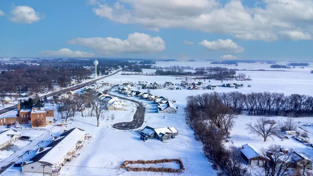 $475,000 | 804 Mitchell Court, Glencoe, MN 55336