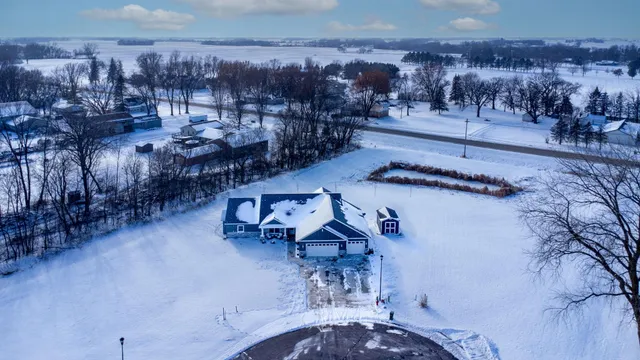 $475,000 | 804 Mitchell Court, Glencoe, MN 55336